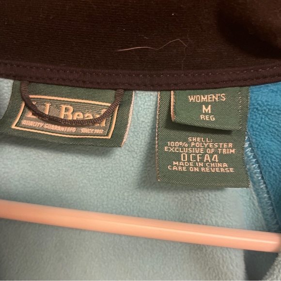 Women’s Lands’ End Fleece Jacket - Picture 4 of 5